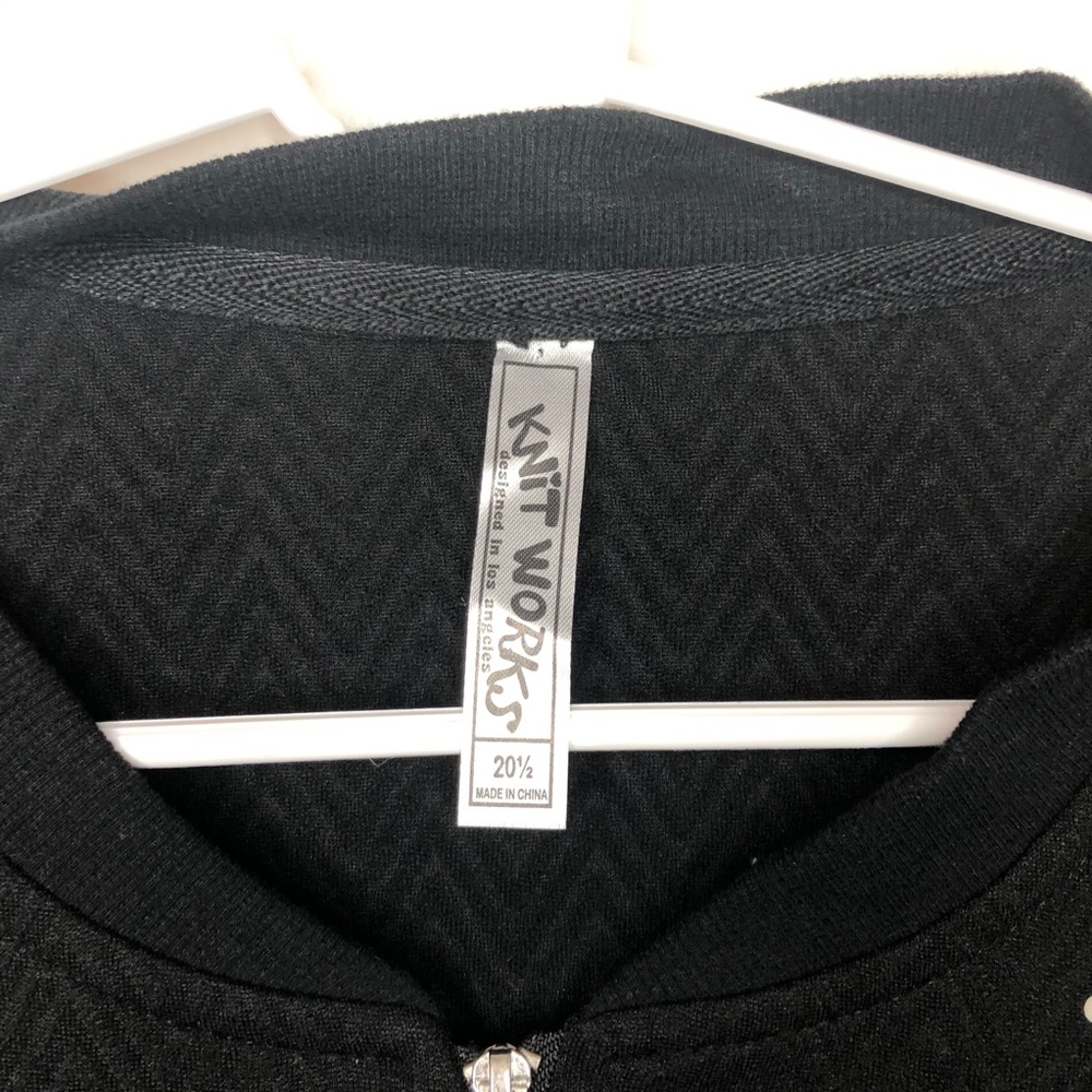Cardigan - Picture 4 of 5